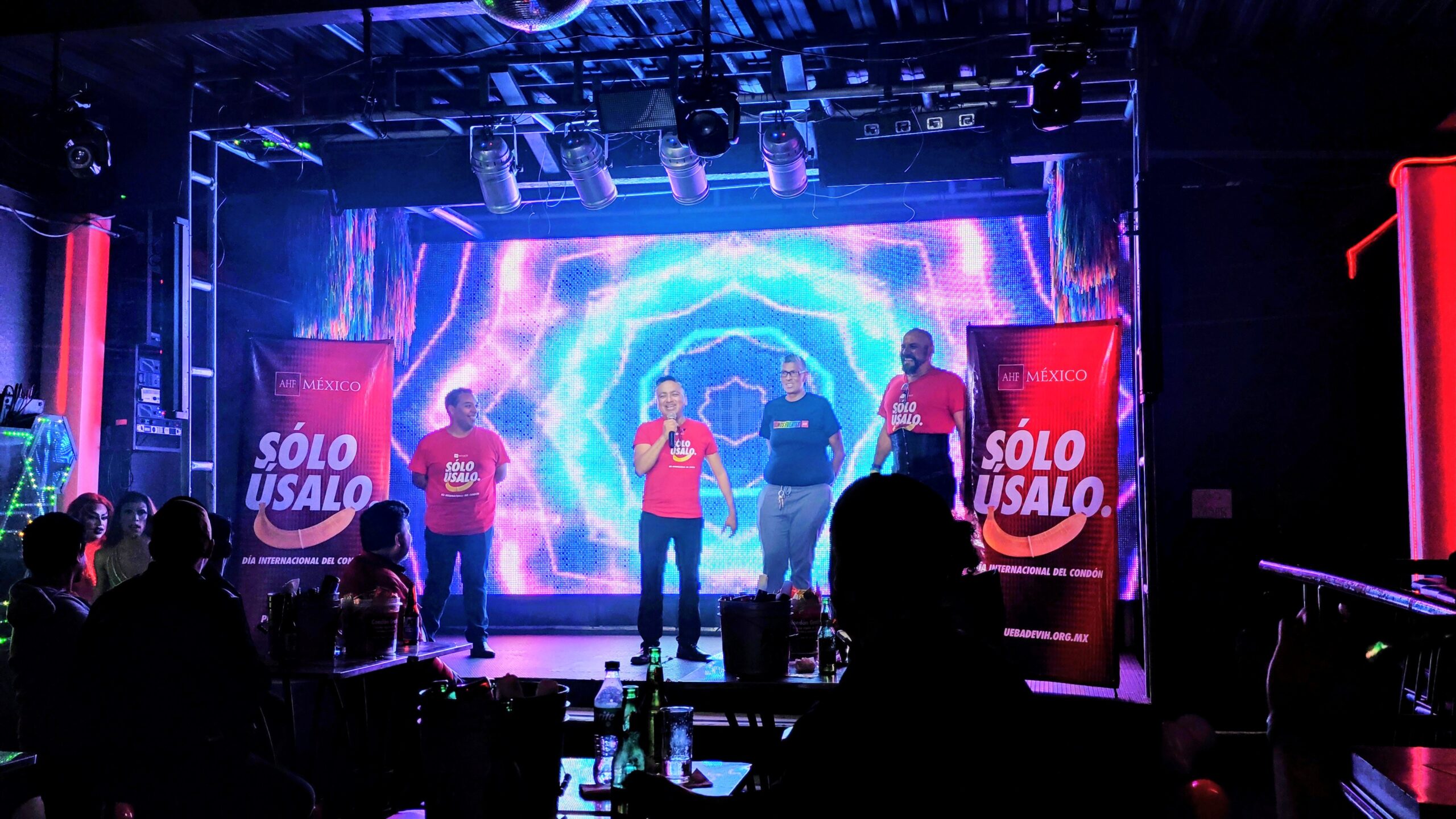 AHF México impulsa la campaña “¡Solo úsalo!” en Tijuana en el marco del Día Internacional del Condón